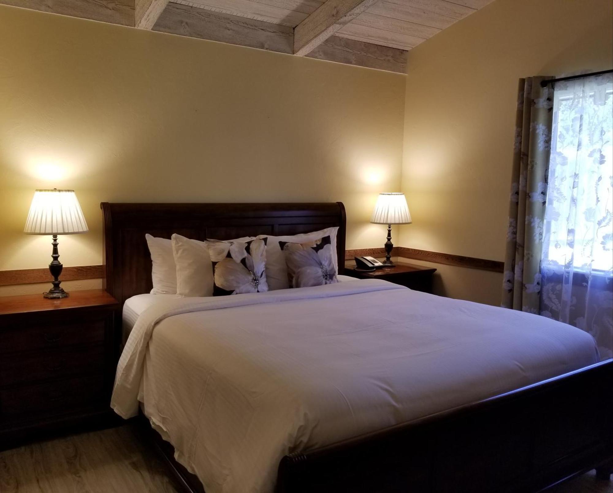 Carmel Valley Lodge Luaran gambar