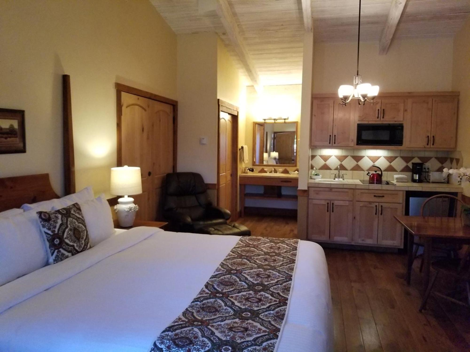 Carmel Valley Lodge Luaran gambar